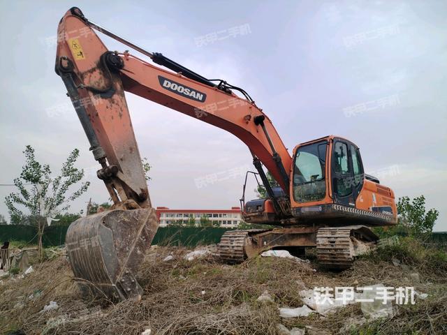 斗山DX200-9CN挖掘機(jī)