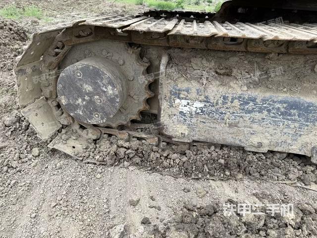 右側(cè)行走馬達蓋板（行走機構(gòu)）