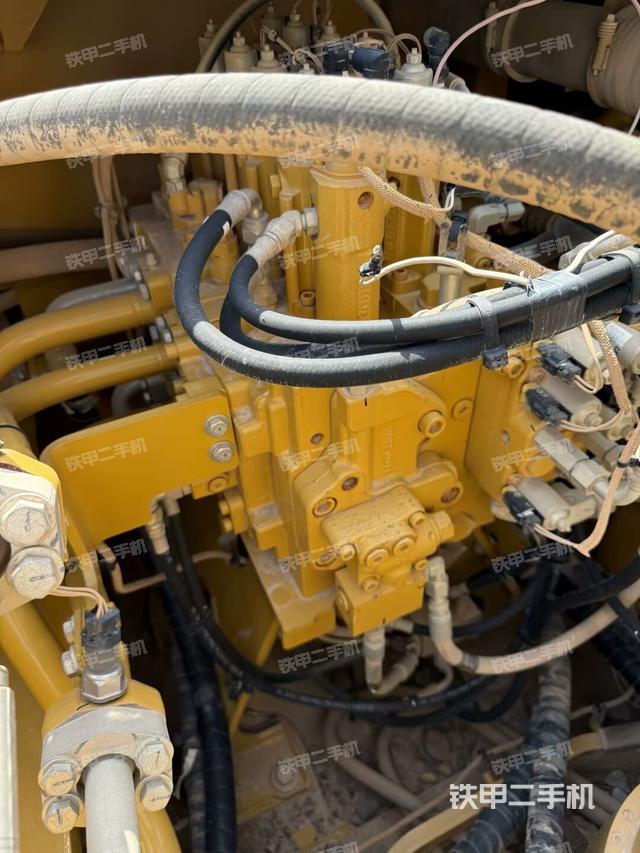 水箱+風(fēng)扇特寫(上車部件) 水箱+風(fēng)扇特寫(上車部件)