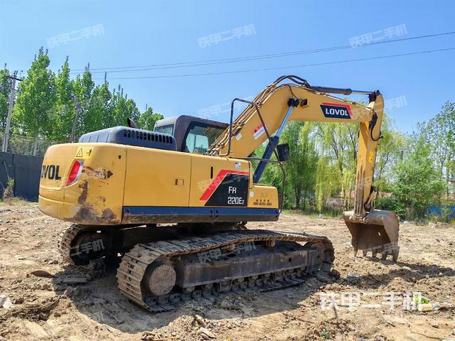 整機右后45°（整機外觀）