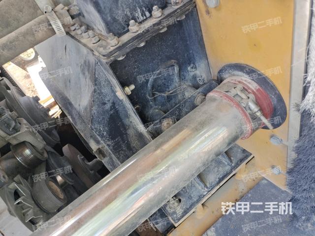 徐工XS263J压路机的设备实拍-第31张实拍照片