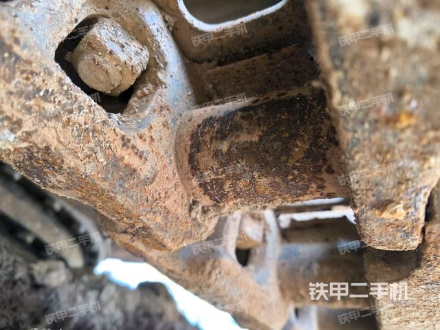 单侧履带整体（整机外观）