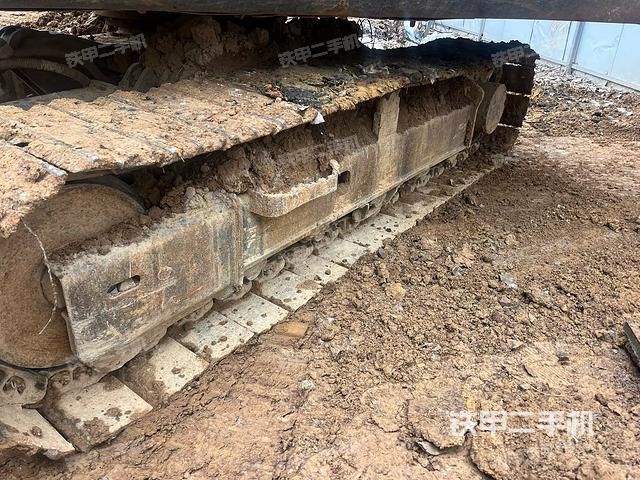 單側(cè)履帶整體（整機(jī)外觀）