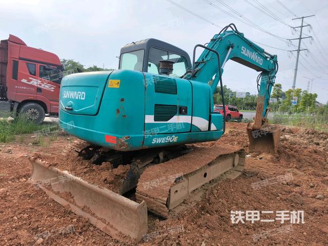 右后45(整機(jī)外觀) 右后45(整機(jī)外觀)