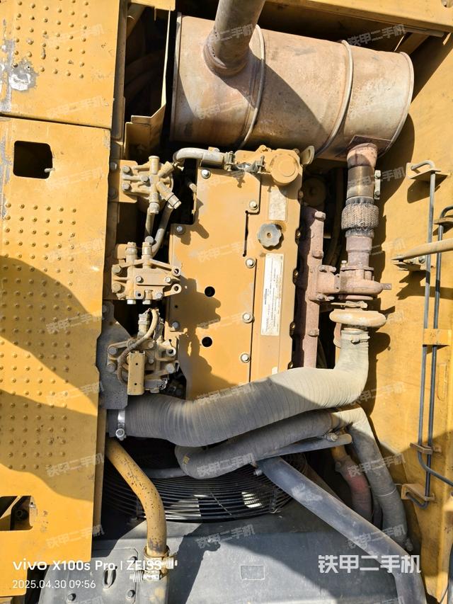 發(fā)動(dòng)機(jī)整體俯視(整機(jī)外觀) 發(fā)動(dòng)機(jī)整體俯視(整機(jī)外觀)