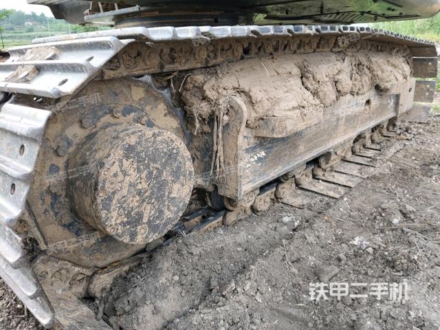 左側履帶整體?（行走機構）