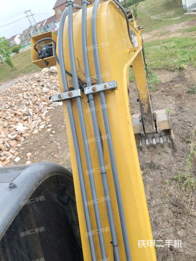 大臂背部俯視（工作和回轉裝置）