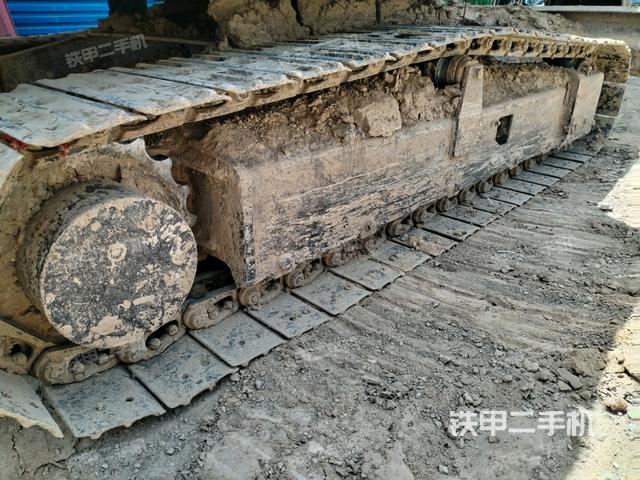 左側(cè)履帶整體?（行走機構）