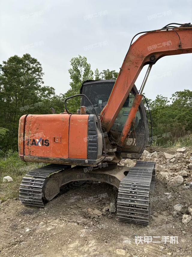 整機(jī)右后45°(整機(jī)外觀) 整機(jī)右后45°(整機(jī)外觀)