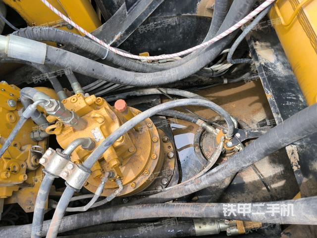 回轉(zhuǎn)馬達(dá)（上車部件）