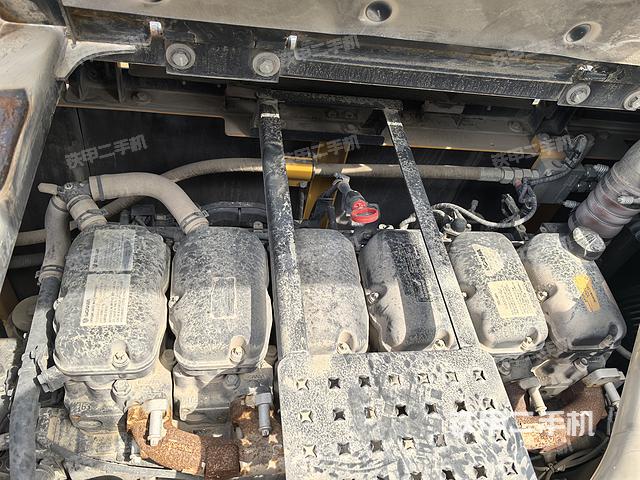 发动机整体俯视（整机外观）