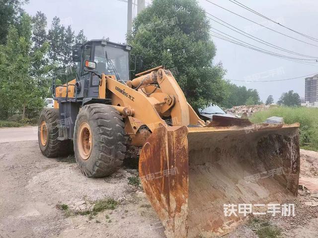 工作裝置整體（整機(jī)外觀及大件）