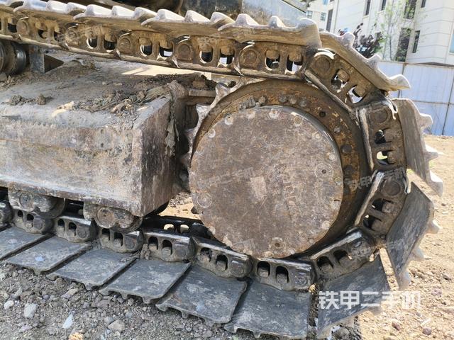 左驅(qū)動(dòng)輪(行走機(jī)構(gòu)) 左驅(qū)動(dòng)輪(行走機(jī)構(gòu))