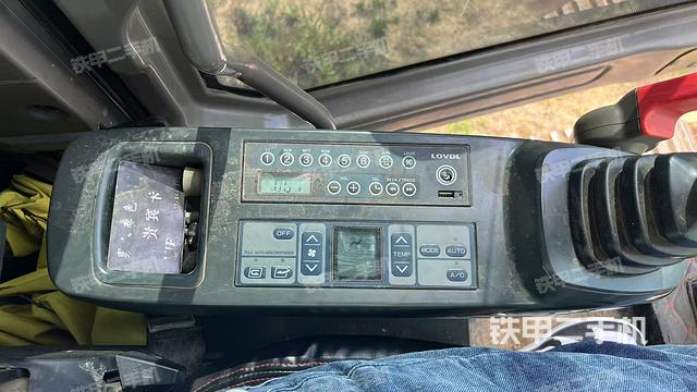 座椅左側(cè)控制臺(tái)/音響/含左手柄（駕駛室部分）