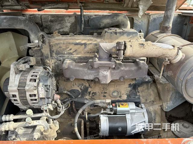 發(fā)動(dòng)機(jī)整體俯視(整機(jī)外觀) 發(fā)動(dòng)機(jī)整體俯視(整機(jī)外觀)