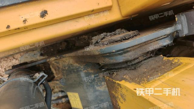 大臂根部?斜視(工作和回轉(zhuǎn)裝置) 大臂根部?斜視(工作和回轉(zhuǎn)裝置)