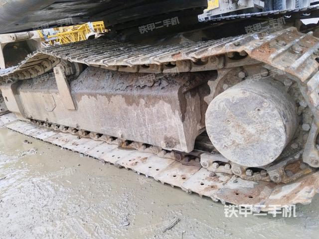 左側(cè)履帶整體?（行走機(jī)構(gòu)）