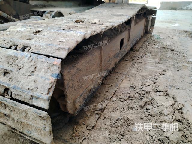 右側(cè)履帶整體?（行走機構）