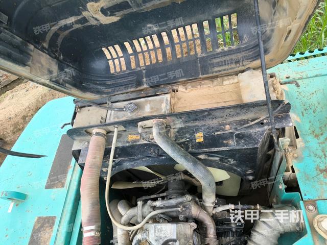 發(fā)動機(jī)室(上車部件) 發(fā)動機(jī)室(上車部件)