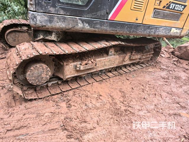 左導(dǎo)向輪（行走機(jī)構(gòu)）