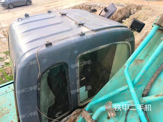 中央回轉(zhuǎn)接頭特寫(上車部件) 中央回轉(zhuǎn)接頭特寫(上車部件)