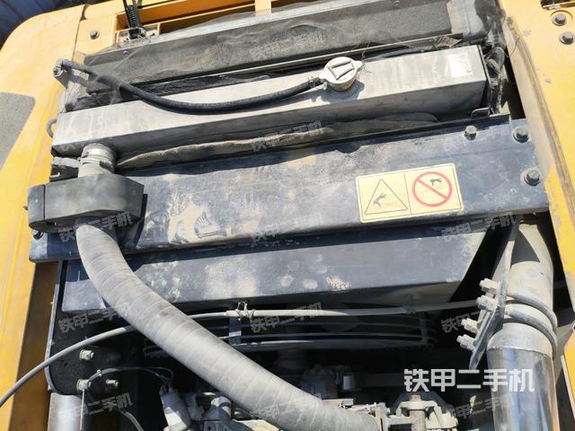 氣門室蓋螺絲特寫(上車部件) 氣門室蓋螺絲特寫(上車部件)