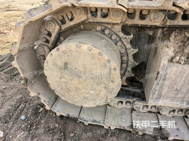 左側(cè)行走馬達(dá)蓋板（行走機(jī)構(gòu)）