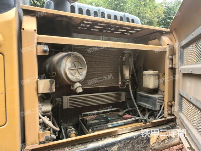 散熱器正面（大件艙室）