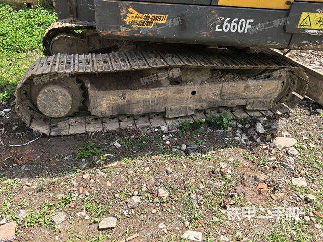 單側履帶整體（整機外觀）