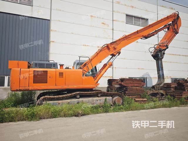 整機(jī)右后45°(設(shè)備外觀及核心部件) 整機(jī)右后45°(設(shè)備外觀及核心部件)