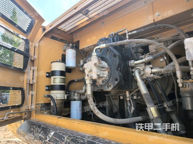 液壓泵室（大件艙室）