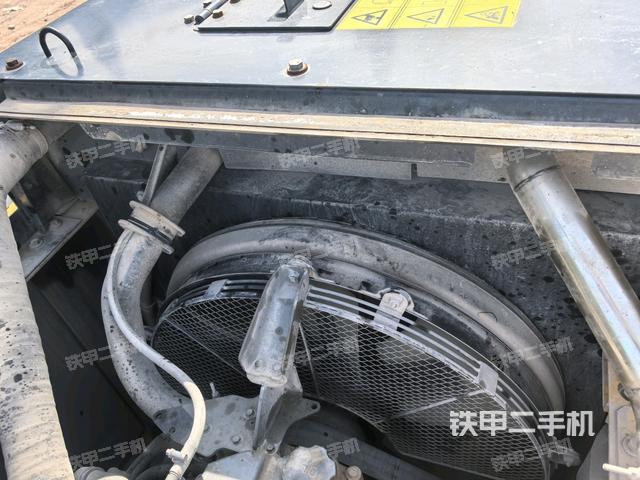 氣門室蓋螺絲特寫（上車部件）