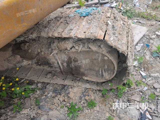 左側(cè)行走馬達(dá)蓋板(行走機(jī)構(gòu)) 左側(cè)行走馬達(dá)蓋板(行走機(jī)構(gòu))