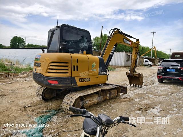 整機(jī)右后45°（整機(jī)外觀）