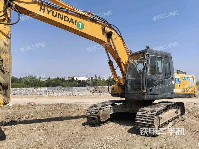 右前45(整機(jī)外觀) 右前45(整機(jī)外觀)