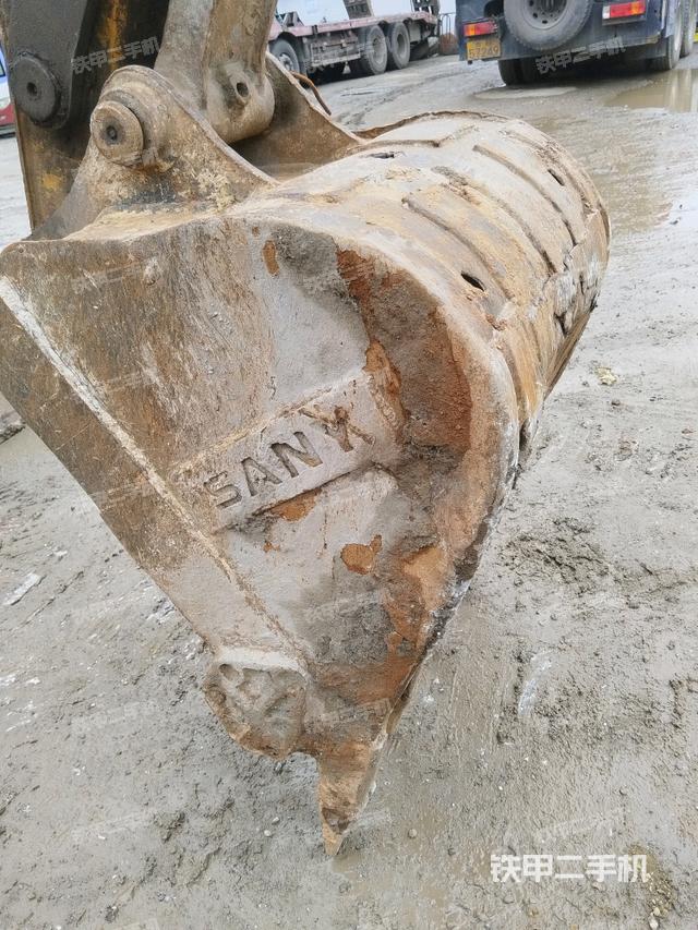 鏟斗45度（工作和回轉(zhuǎn)裝置）