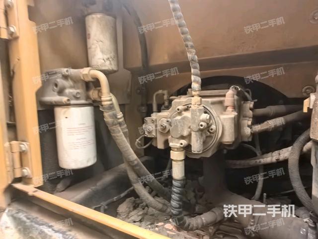 電瓶（大件艙室）