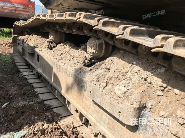 右側(cè)履帶整體（行走機(jī)構(gòu)）