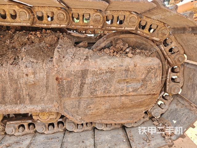 左導(dǎo)向輪（行走機(jī)構(gòu)）