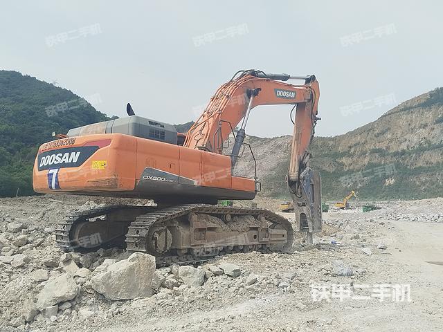 整機右后45°（整機外觀）