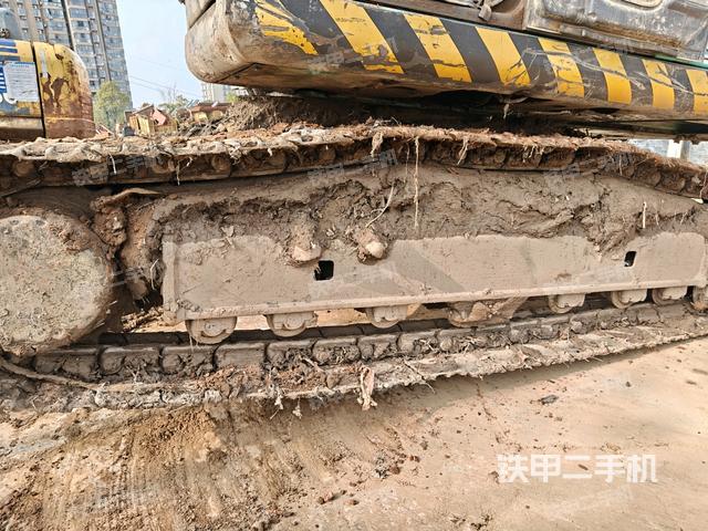 左導(dǎo)向輪（行走機構(gòu)）