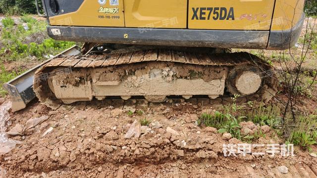 左側(cè)履帶整體?（行走機(jī)構(gòu)）