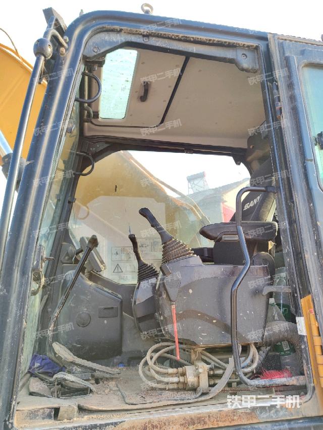 頂棚整體（駕駛室部分）