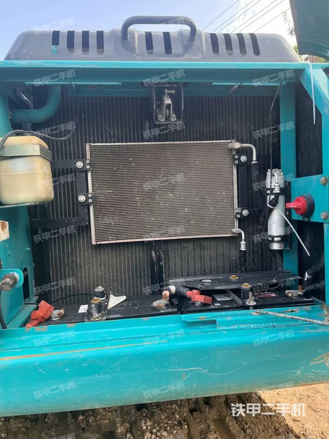 液壓泵室（大件艙室）