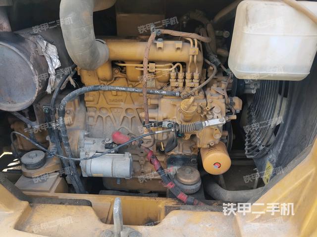 發(fā)動(dòng)機(jī)室(上車部件) 發(fā)動(dòng)機(jī)室(上車部件)