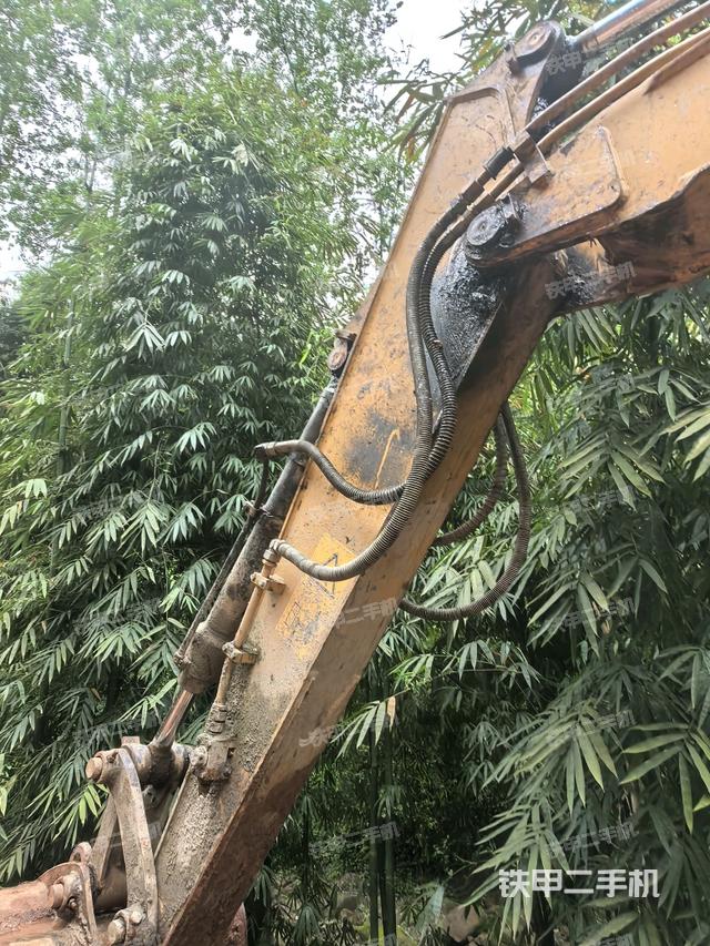 大臂整體?右側(cè)（工作和回轉(zhuǎn)裝置）