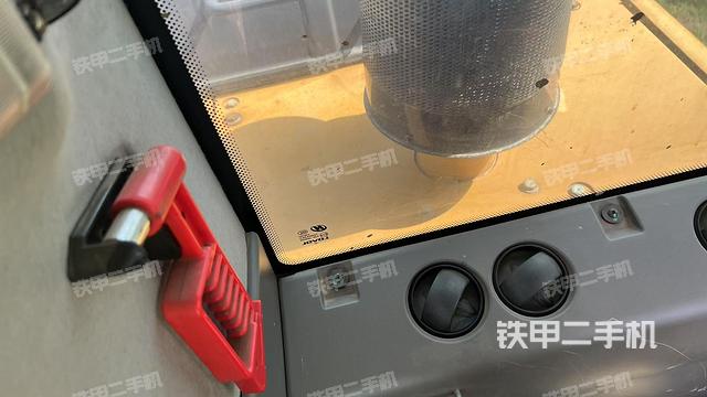 座椅后部（駕駛室部分）