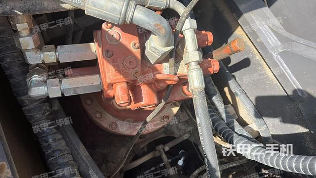 回轉(zhuǎn)馬達(dá)（上車(chē)部件）