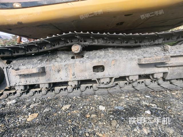 單側(cè)履帶整體（整機(jī)外觀）