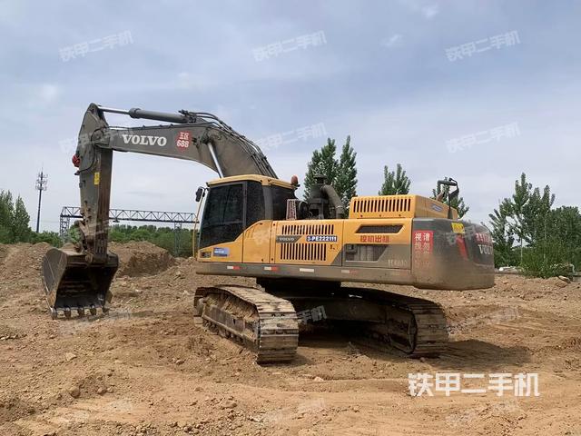 沃尔沃EC480DL挖掘机的设备实拍-第10张实拍照片